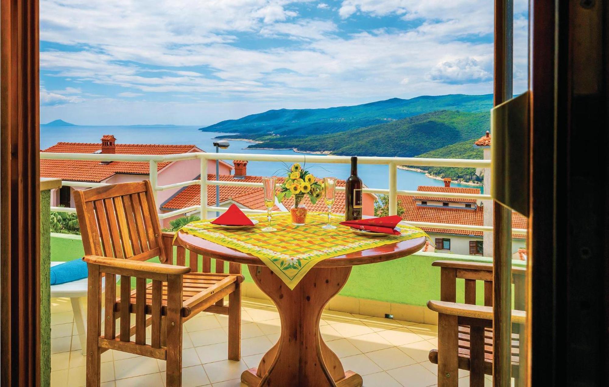 2 Bedroom Gorgeous Apartment In ราบัซ ภายนอก รูปภาพ